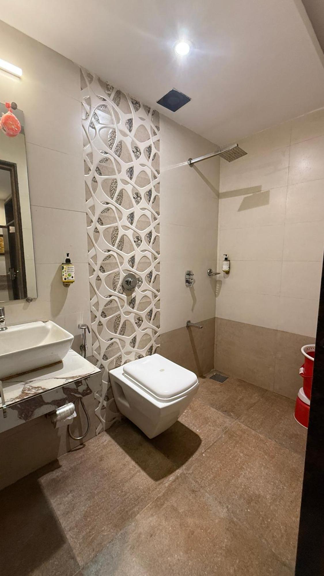 M E R I T O N Hotel T-2 Bombay Exterior foto